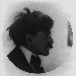 Alfred Stieglitz, photographer. Photo by Alvin Langdon Coburn, 1908.